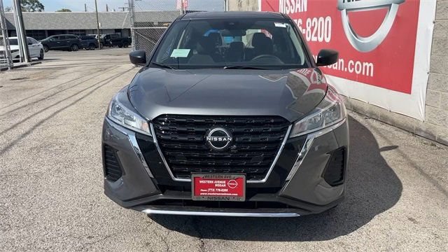 New 2025 Nissan Kicks Play S FWD image 23