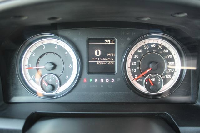 Used 2017 RAM 1500 Express AWD/4WD image 16