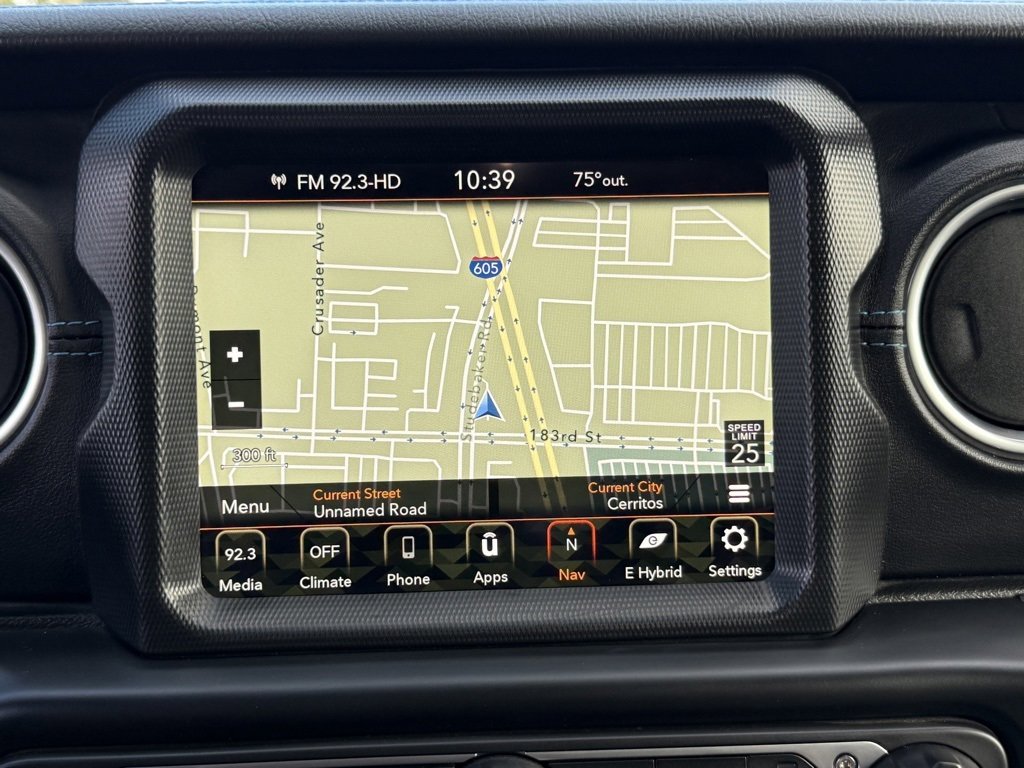 Used 2023 Jeep Wrangler Unlimited Rubicon 4xe image 25