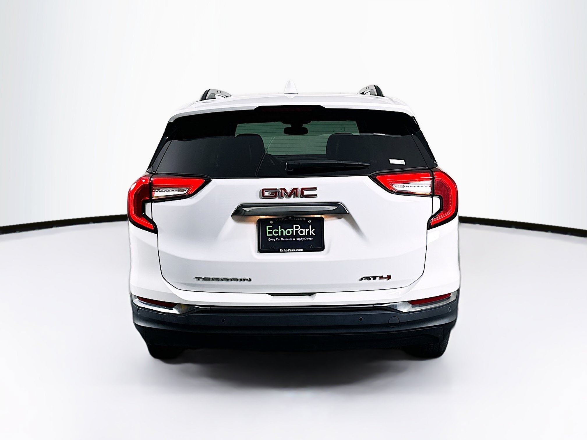 Used 2024 GMC Terrain AT4 w/ Infotainment Package II AWD/4WD image 7