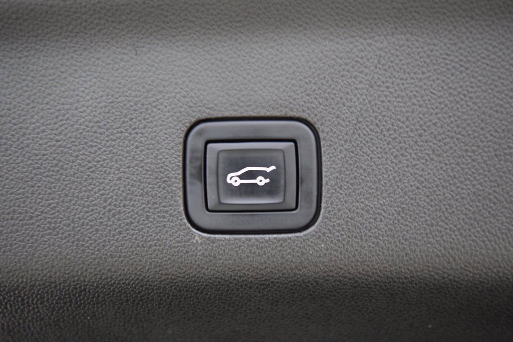 Used 2023 Chevrolet Tahoe High Country w/ Premium Package 2 image 24