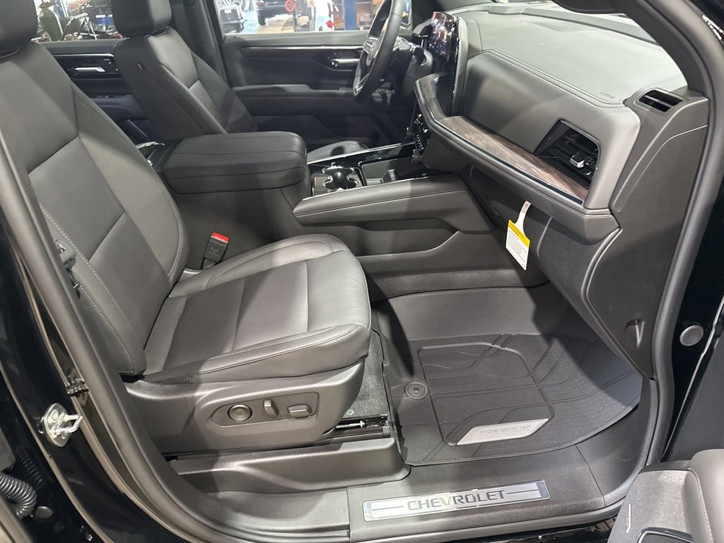 New 2026 Chevrolet Suburban Z71 w/ Comfort Package image 40