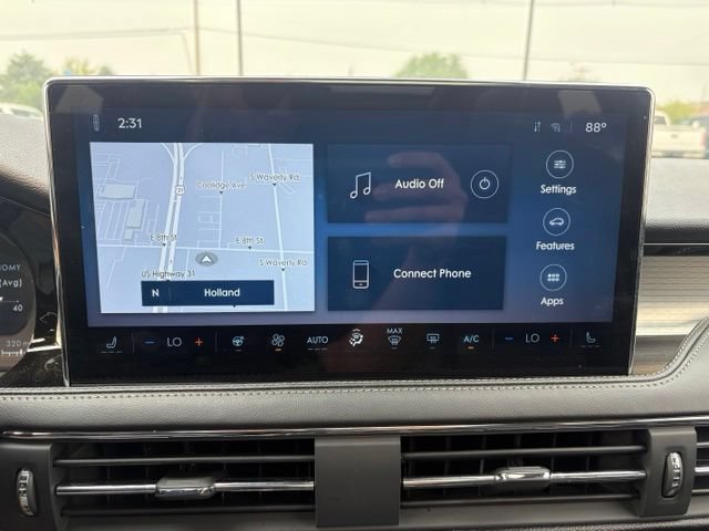 Used 2025 Lincoln Corsair AWD w/ Equipment Group 101A image 30