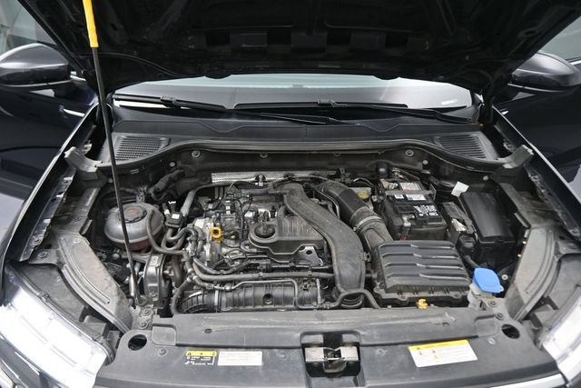 Used 2024 Volkswagen Taos SE FWD image 12