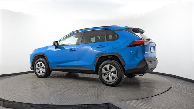 Used 2019 Toyota RAV4 LE image 6