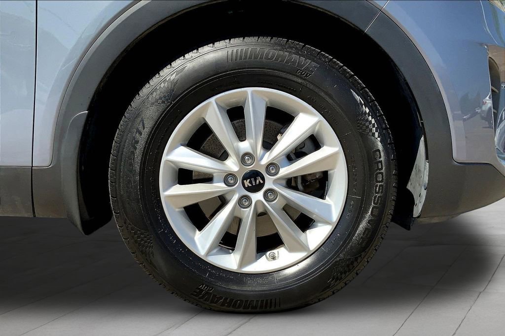 Used 2020 Kia Sorento LX w/ LX I4 Convenience Package image 33