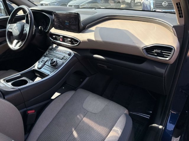 Used 2023 Hyundai Santa Fe SEL FWD image 17