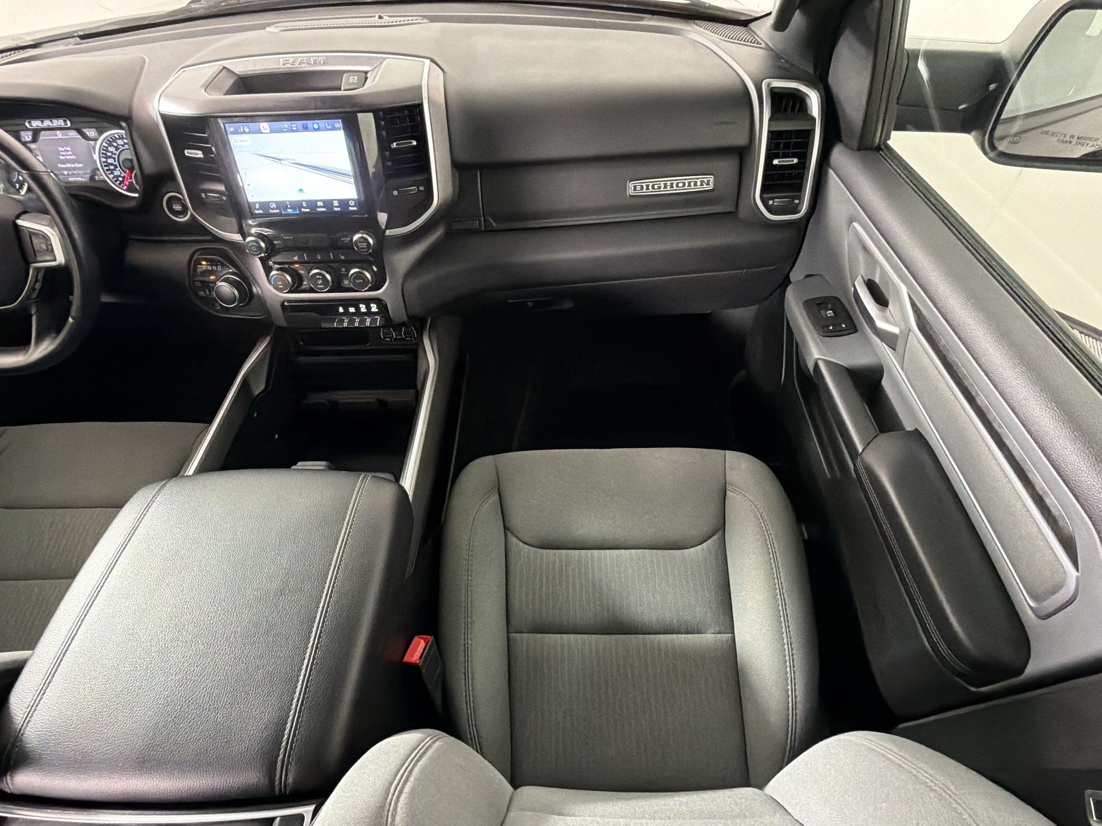 Used 2022 RAM 1500 Big Horn AWD/4WD image 34