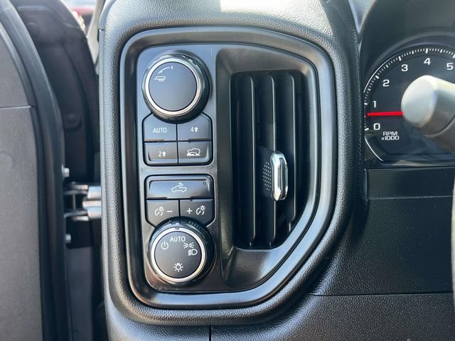 Used 2020 Chevrolet Silverado 1500 Custom w/ Custom Value Package AWD/4WD image 19