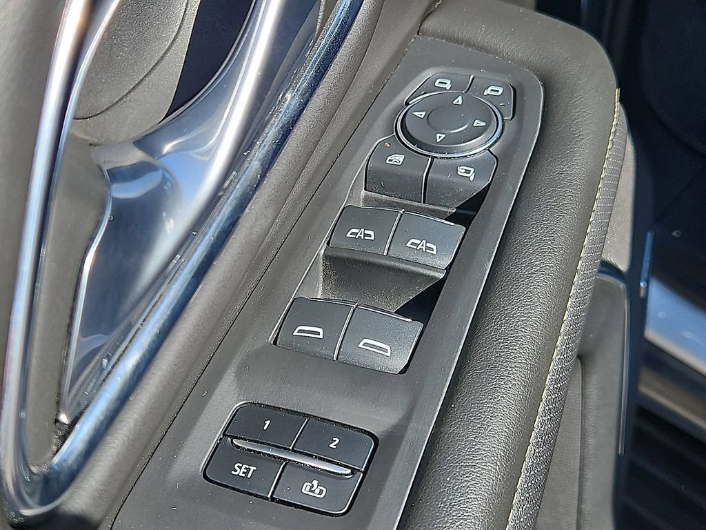 Used 2024 Chevrolet Suburban Premier w/ Premium Package AWD/4WD image 13