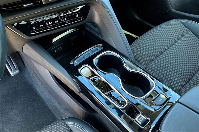 Used 2022 Buick Envision Preferred image 12