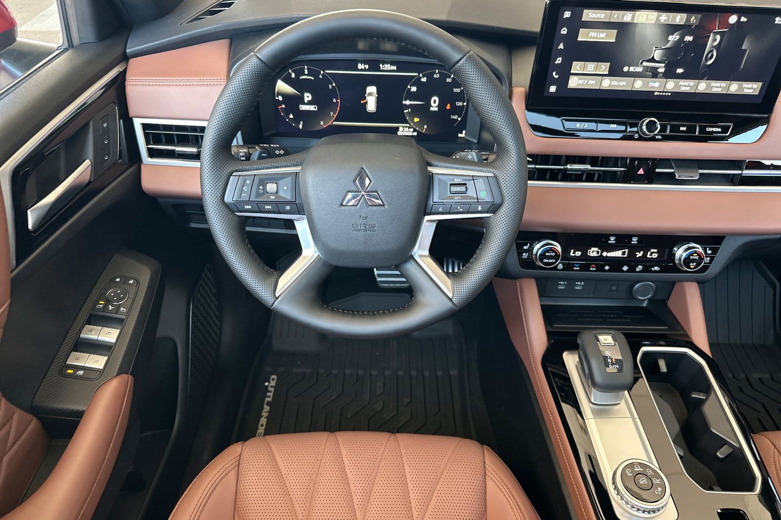 New 2025 Mitsubishi Outlander SEL image 13