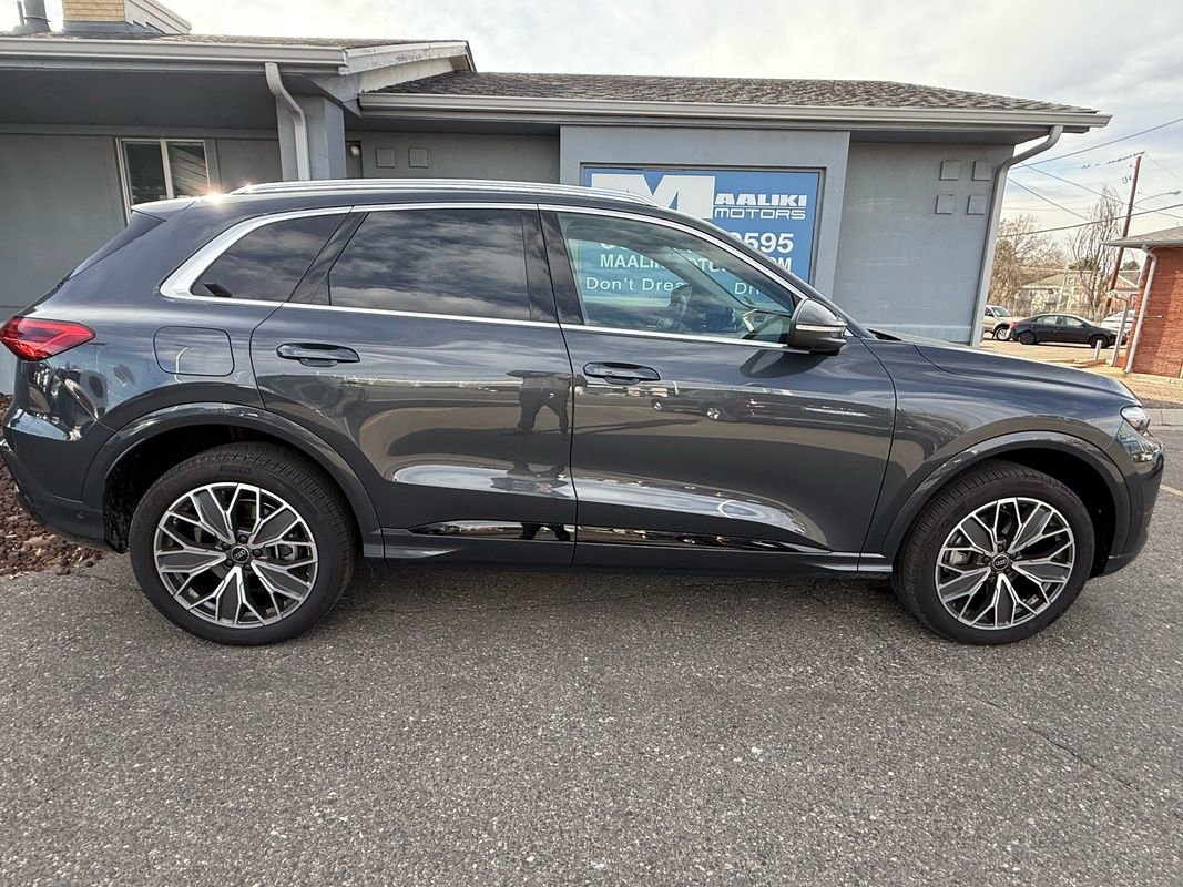 Used 2025 Audi Q5 Premium Plus w/ Premium Plus image 10