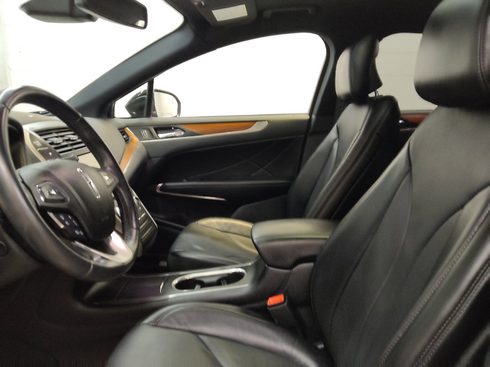 Used 2019 Lincoln MKC Reserve AWD/4WD image 17