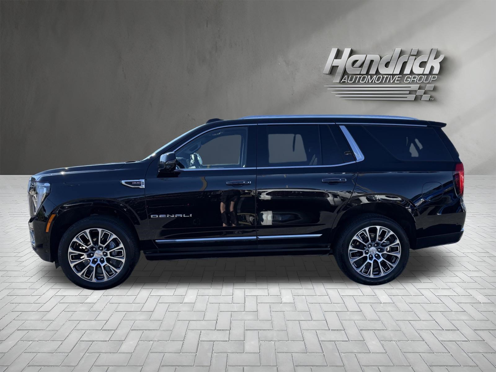 Used 2026 GMC Yukon Denali w/ Sun & Power Step Package AWD/4WD image 6
