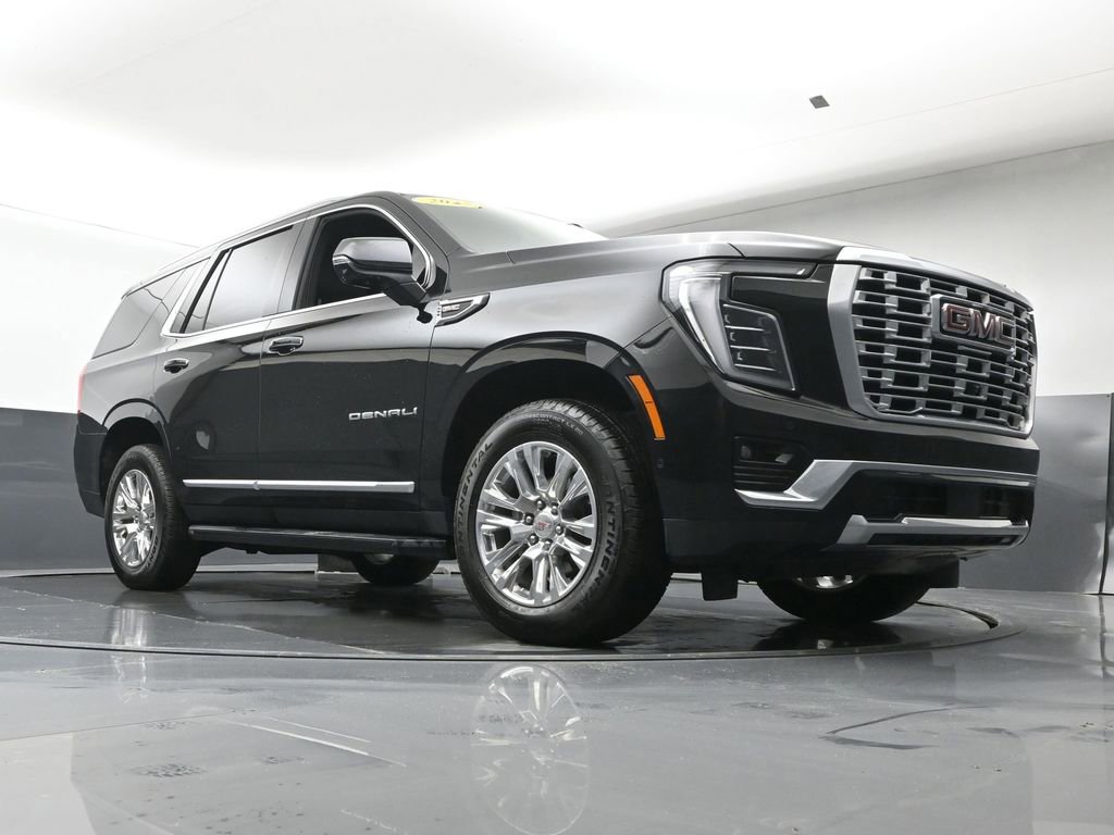Used 2025 GMC Yukon Denali w/ LPO, Floor Liner Package image 24