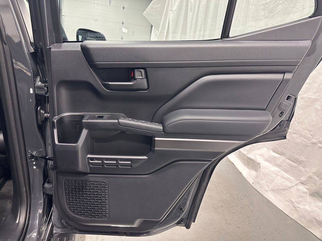 Used 2025 Toyota 4Runner SR5 image 49