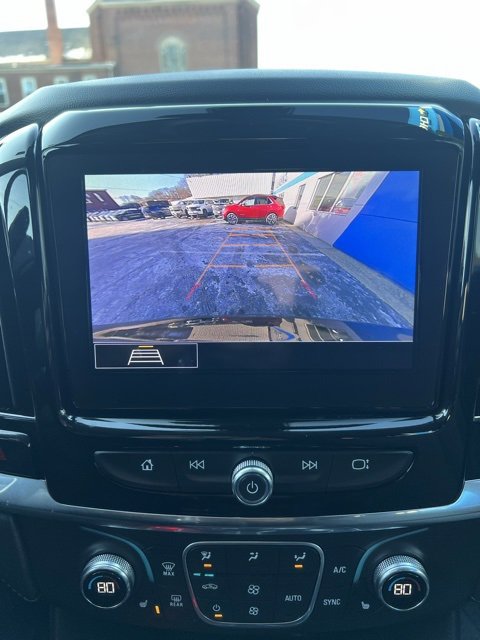 Used 2020 Chevrolet Traverse LT w/ Driver Confidence II Package image 40