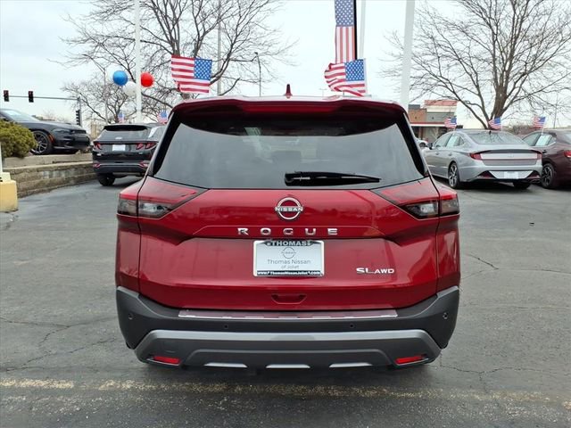 Used 2023 Nissan Rogue SL w/ SL Premium Package image 4