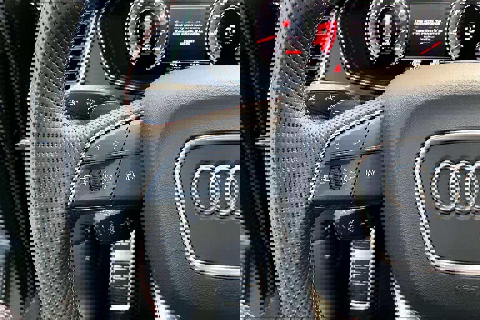 Certified 2025 Audi SQ5 Prestige w/ Prestige Package image 23