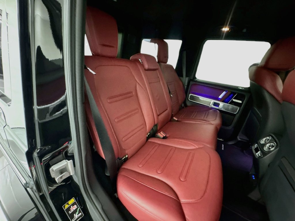 Used 2025 Mercedes-Benz G 550 image 29