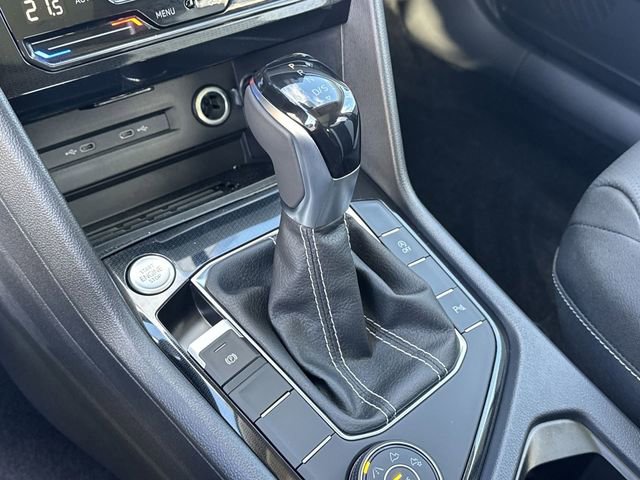 New 2026 Volkswagen Taos SEL image 13