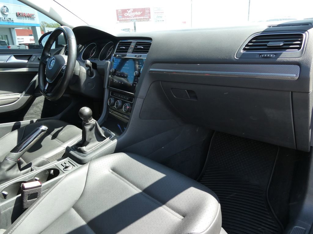 Used 2019 Volkswagen Golf Alltrack SE AWD/4WD image 14