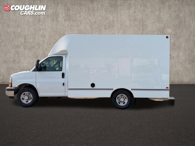 New 2026 Chevrolet Express 3500 w/ Power Convenience Package RWD image 1