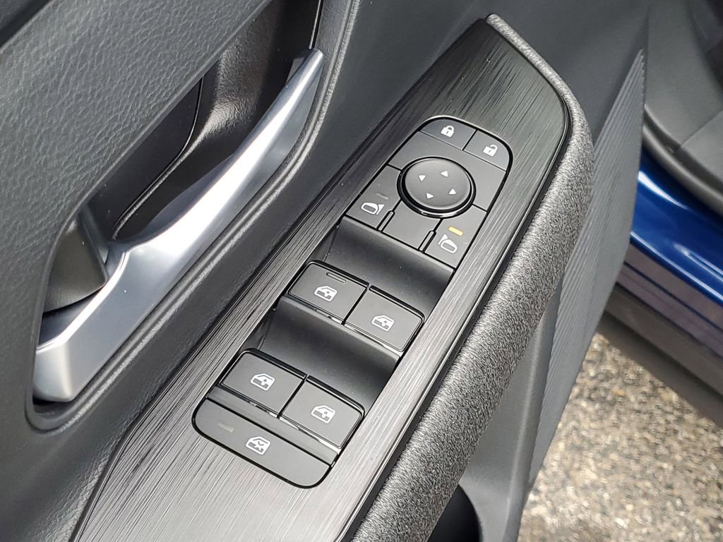 New 2026 Nissan Kicks SV w/ Cold Weather Package AWD/4WD image 9