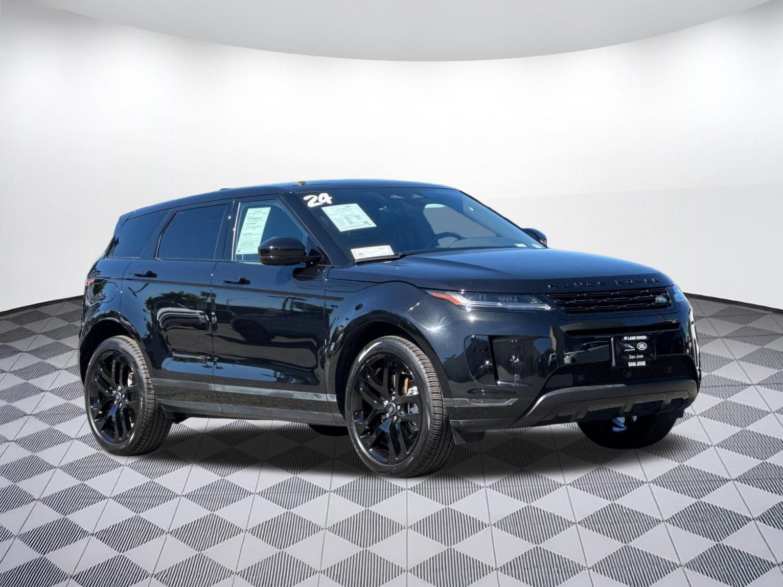 Used 2024 Land Rover Range Rover Evoque S AWD/4WD image 6