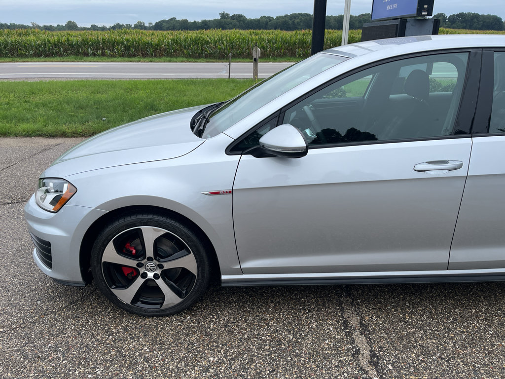 Used 2017 Volkswagen GTI S FWD image 2