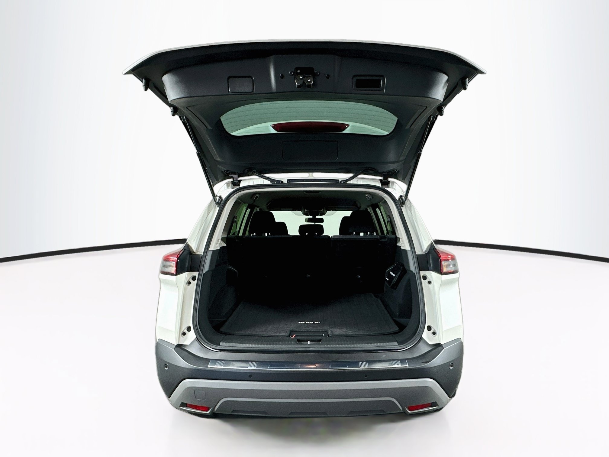 Used 2023 Nissan Rogue SV FWD image 27