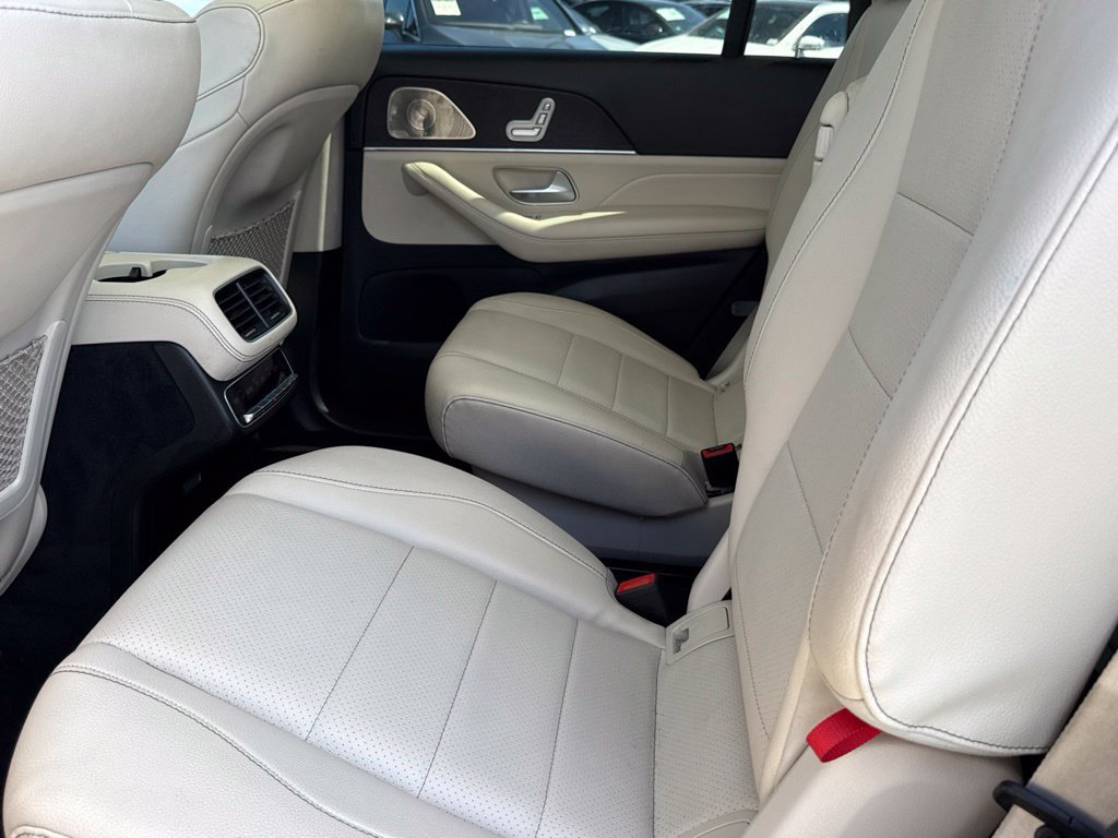 Certified 2022 Mercedes-Benz GLS 450 4MATIC image 33