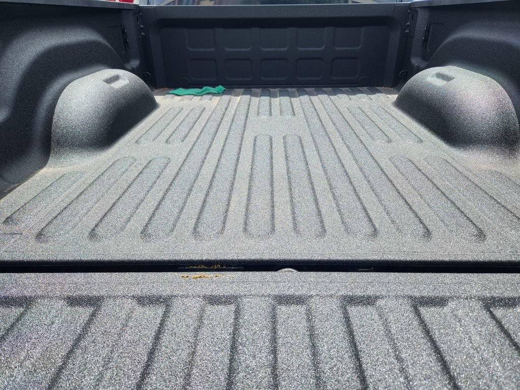 New 2026 RAM 2500 Laramie w/ Night Edition AWD/4WD image 34