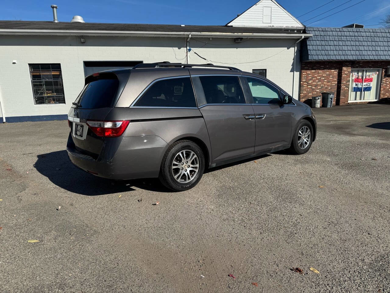 Used 2011 Honda Odyssey EX image 12