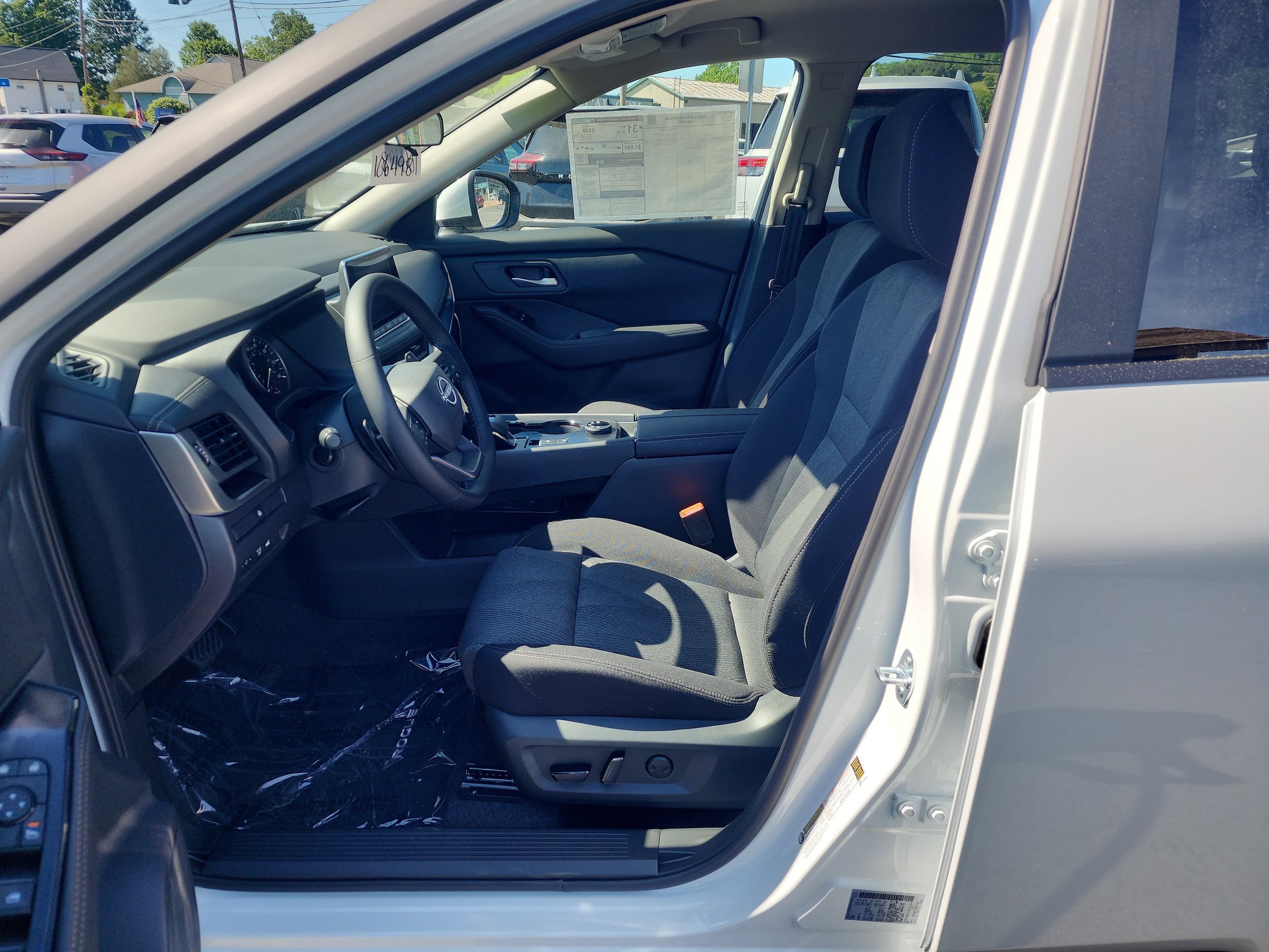 New 2026 Nissan Rogue SV w/ Cold Weather Package AWD/4WD image 11