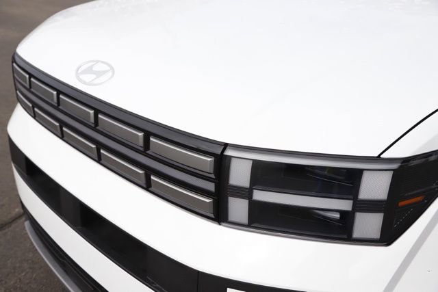 Used 2025 Hyundai Santa Fe SEL AWD/4WD image 13