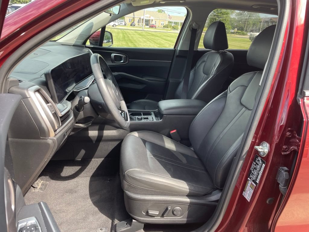 Used 2024 Kia Sorento S w/ Panoramic Sunroof Package AWD/4WD image 8