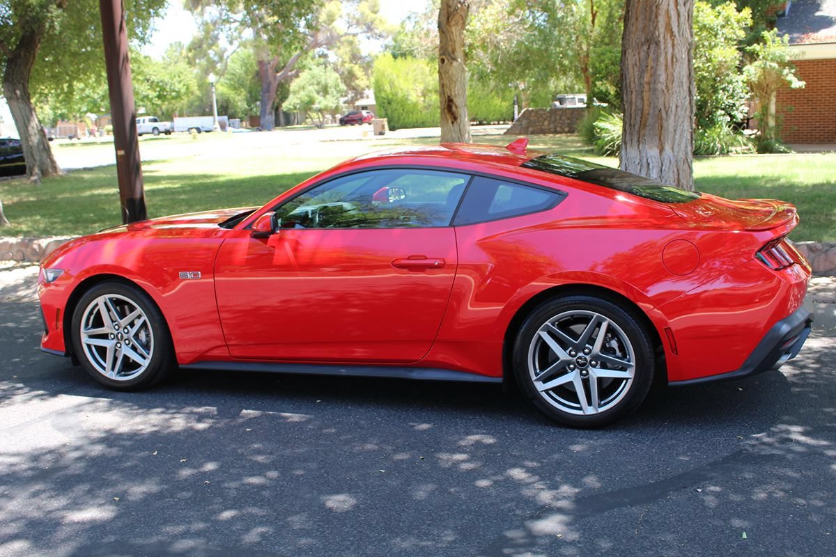 Used 2024 Ford Mustang GT RWD image 57