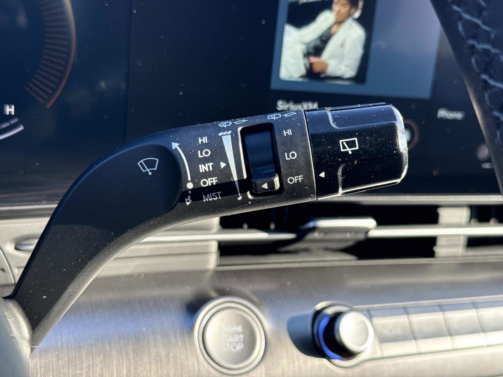 Used 2025 Hyundai Kona SEL image 10