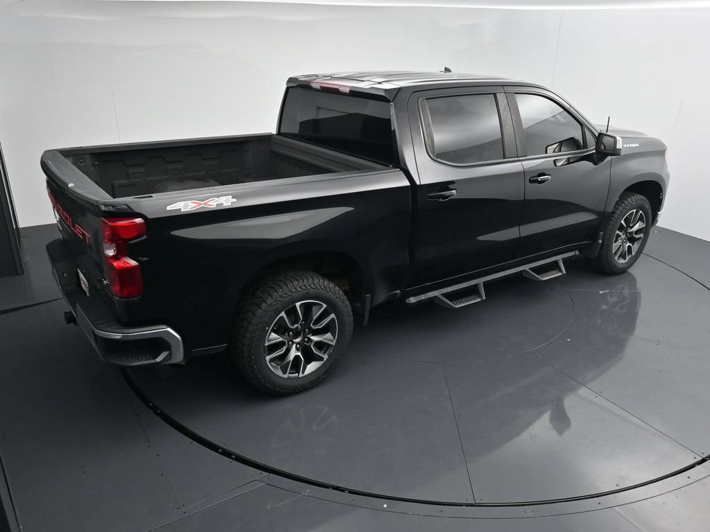 Used 2022 Chevrolet Silverado 1500 LT AWD/4WD image 30