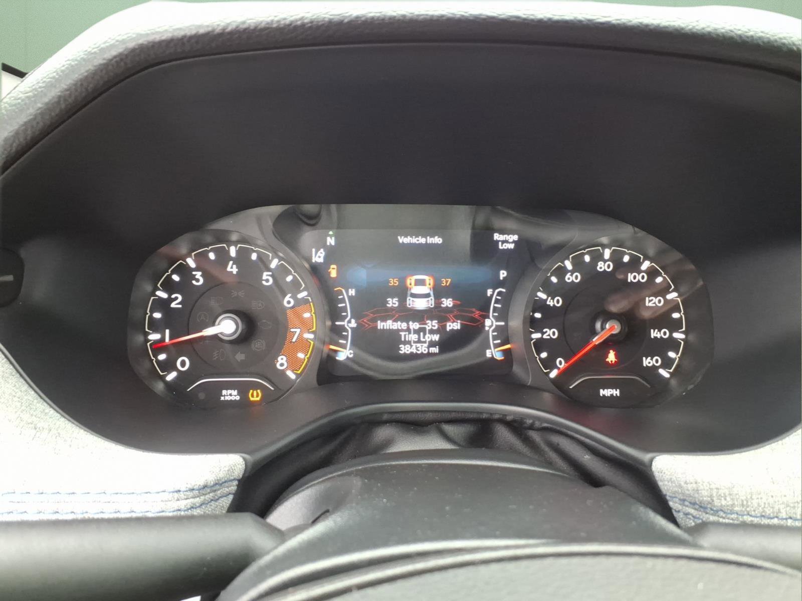 Used 2023 Jeep Compass Latitude image 20
