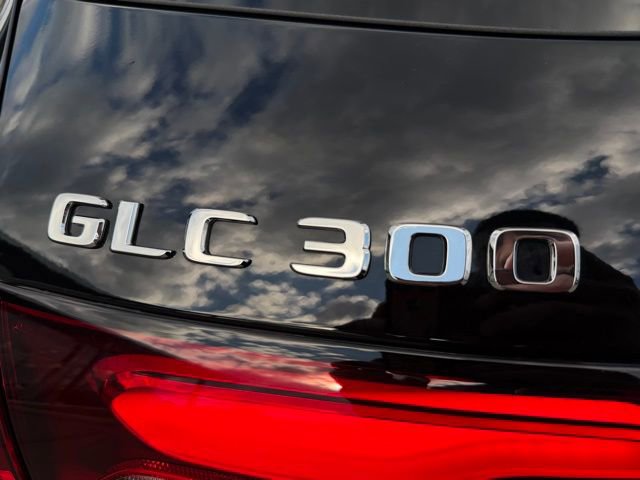 Used 2026 Mercedes-Benz GLC 300 4MATIC image 9