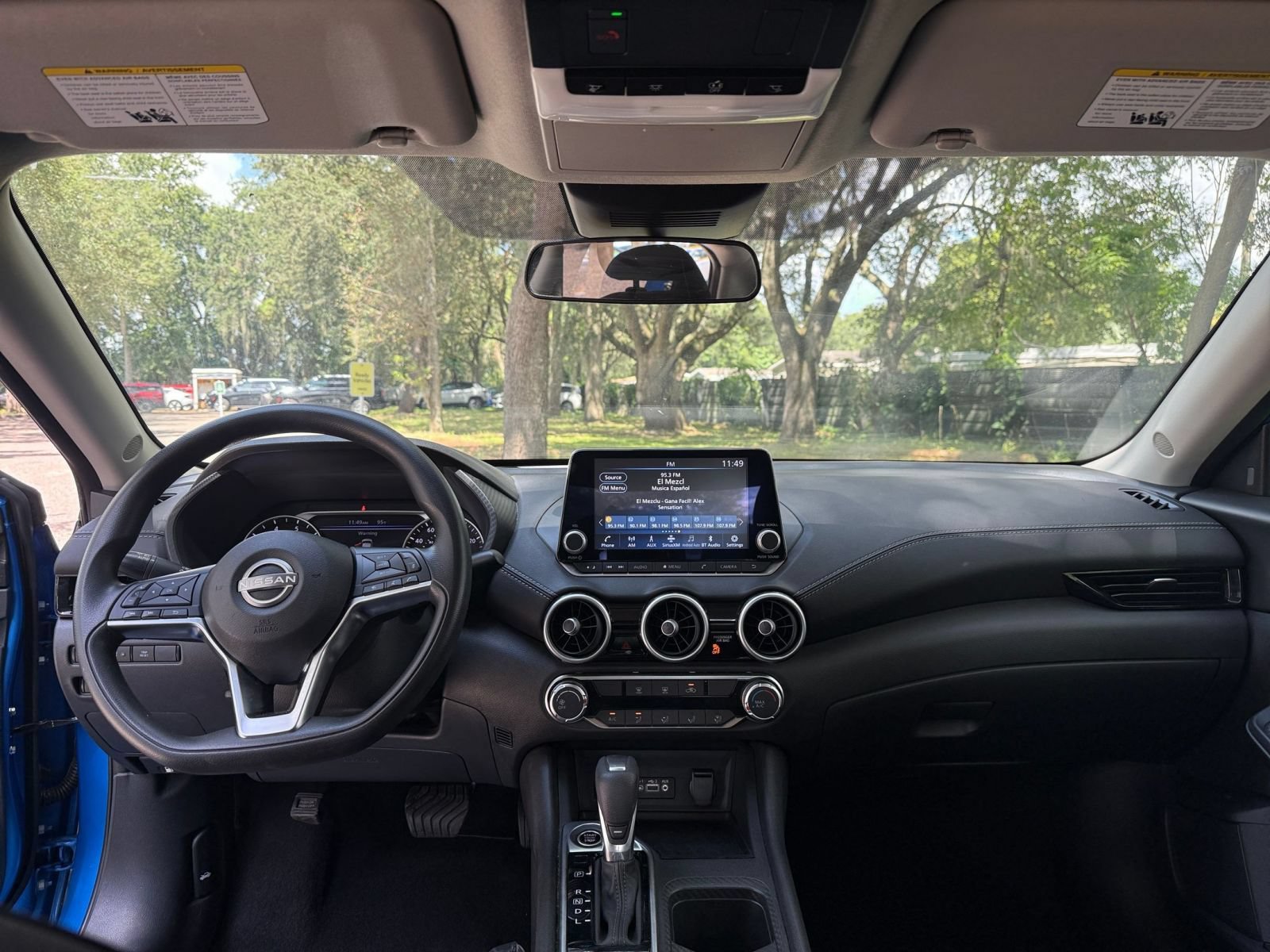 Used 2025 Nissan Sentra SV FWD image 29
