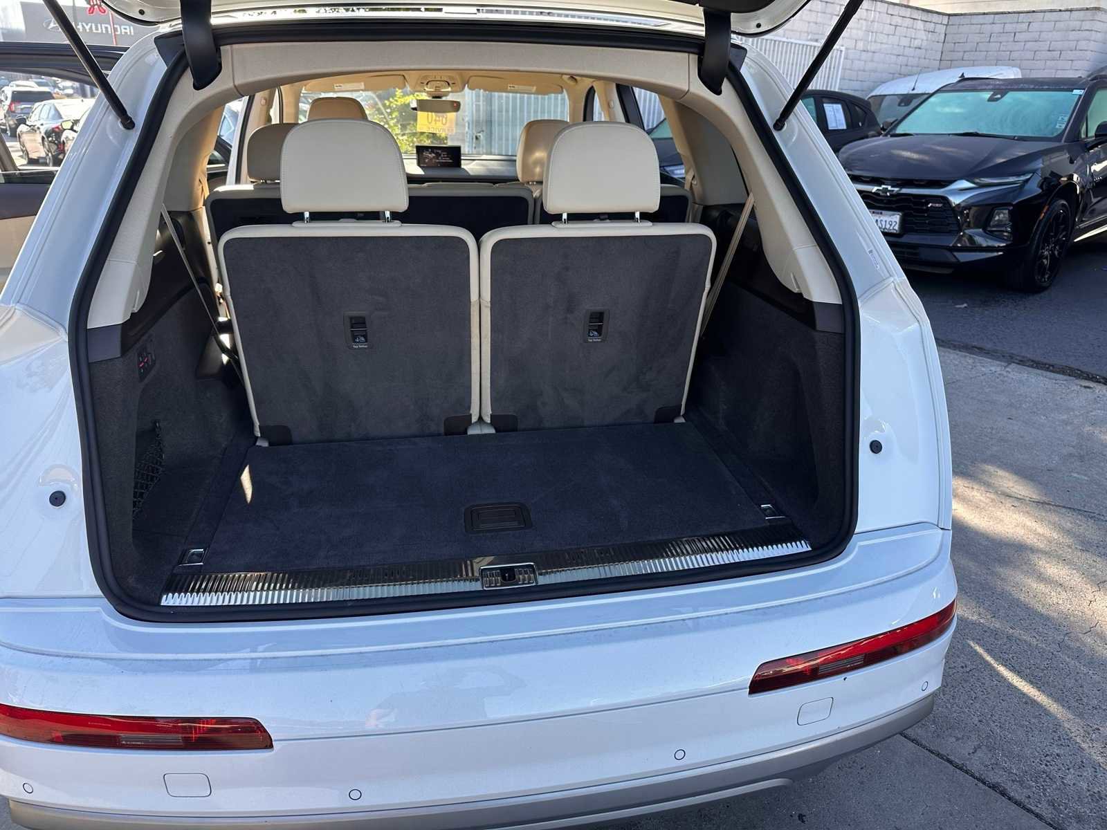 Used 2019 Audi Q7 3.0T Premium w/ Convenience Package image 10