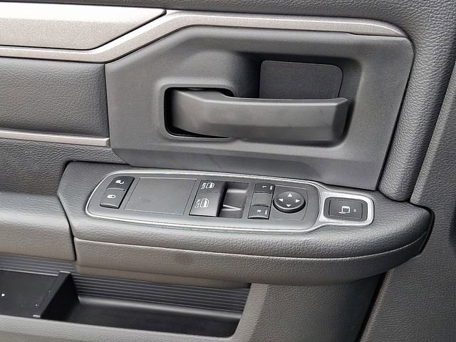 Used 2024 RAM 2500 Tradesman w/ Chrome Appearance Group AWD/4WD image 22