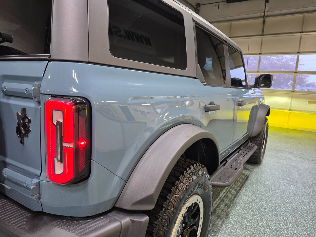 Used 2022 Ford Bronco Badlands image 6