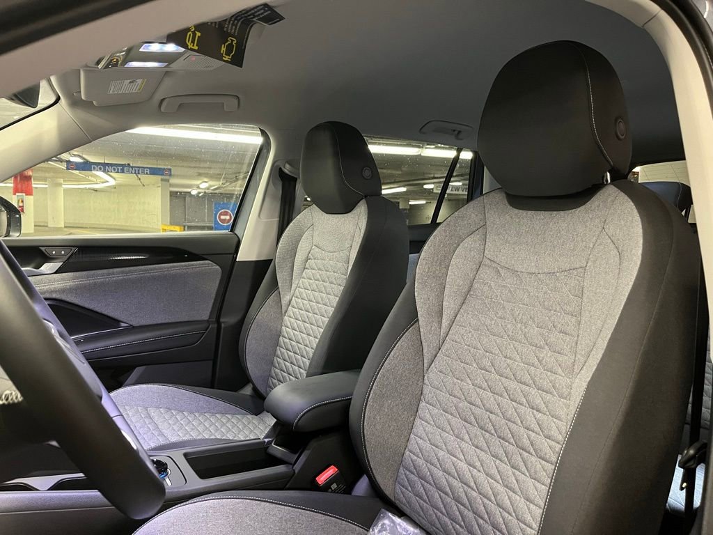 New 2026 Volkswagen Tiguan S AWD/4WD image 20