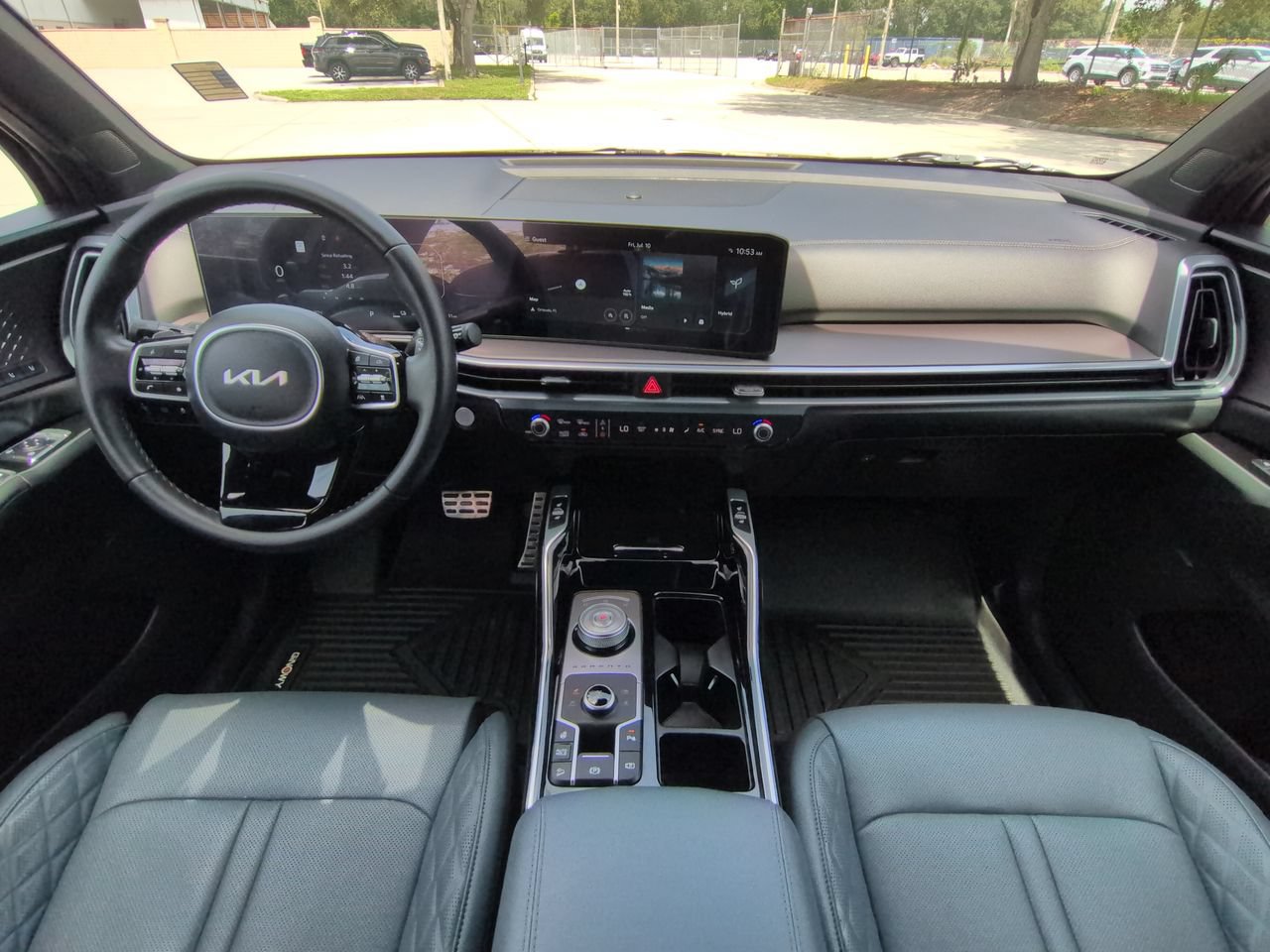 Certified 2025 Kia Sorento SX Prestige AWD/4WD image 3