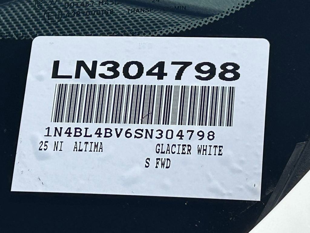 Used 2025 Nissan Altima 2.5 S image 30